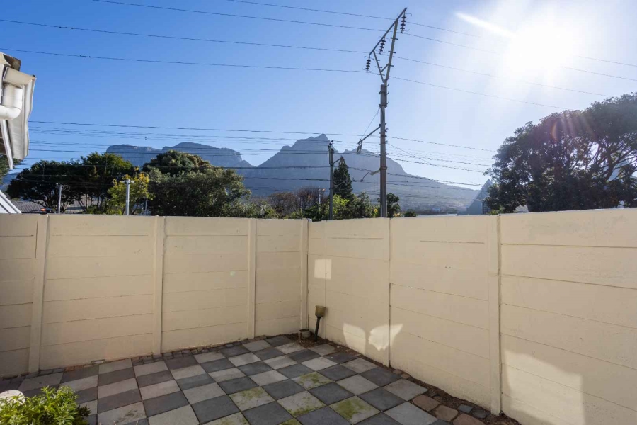 2 Bedroom Property for Sale in Rondebosch Village Western Cape